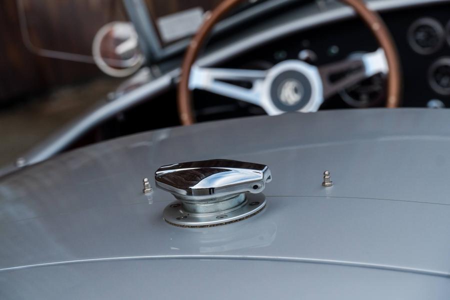 Детали экстерьера Shelby Cobra 289 S/R (CSX 8036) 1965 года  (фото 7 из 27)